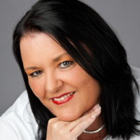Michaela Sharin - Hellsehen - Pendeln - Kartenlegen - Zukunftsprognosen - Lebensberatung
